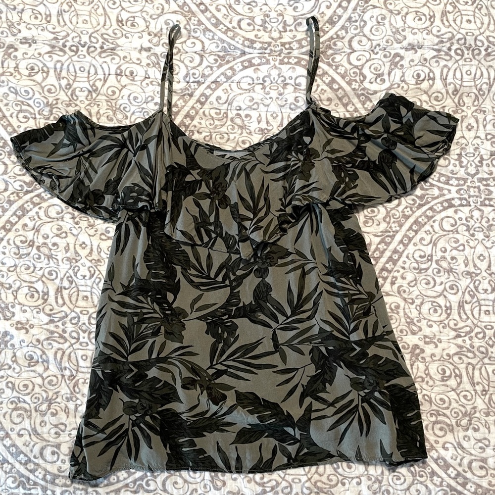 Palm print ruffle neck cold shoulder top